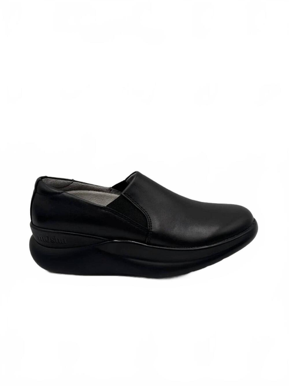 NEW MOSHN women's verve slip-on shoes in black full grain